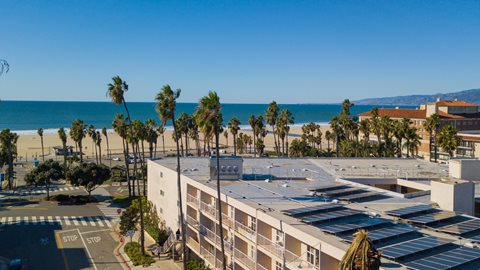 Apartment Building in Santa Monica
